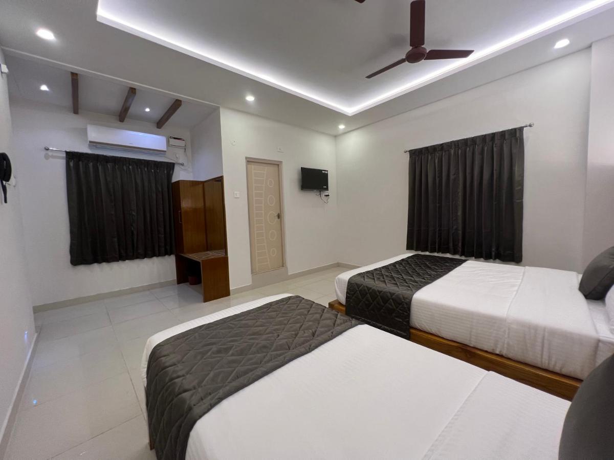 Le Hotel Host Tiruchirappalli Zewnętrze zdjęcie