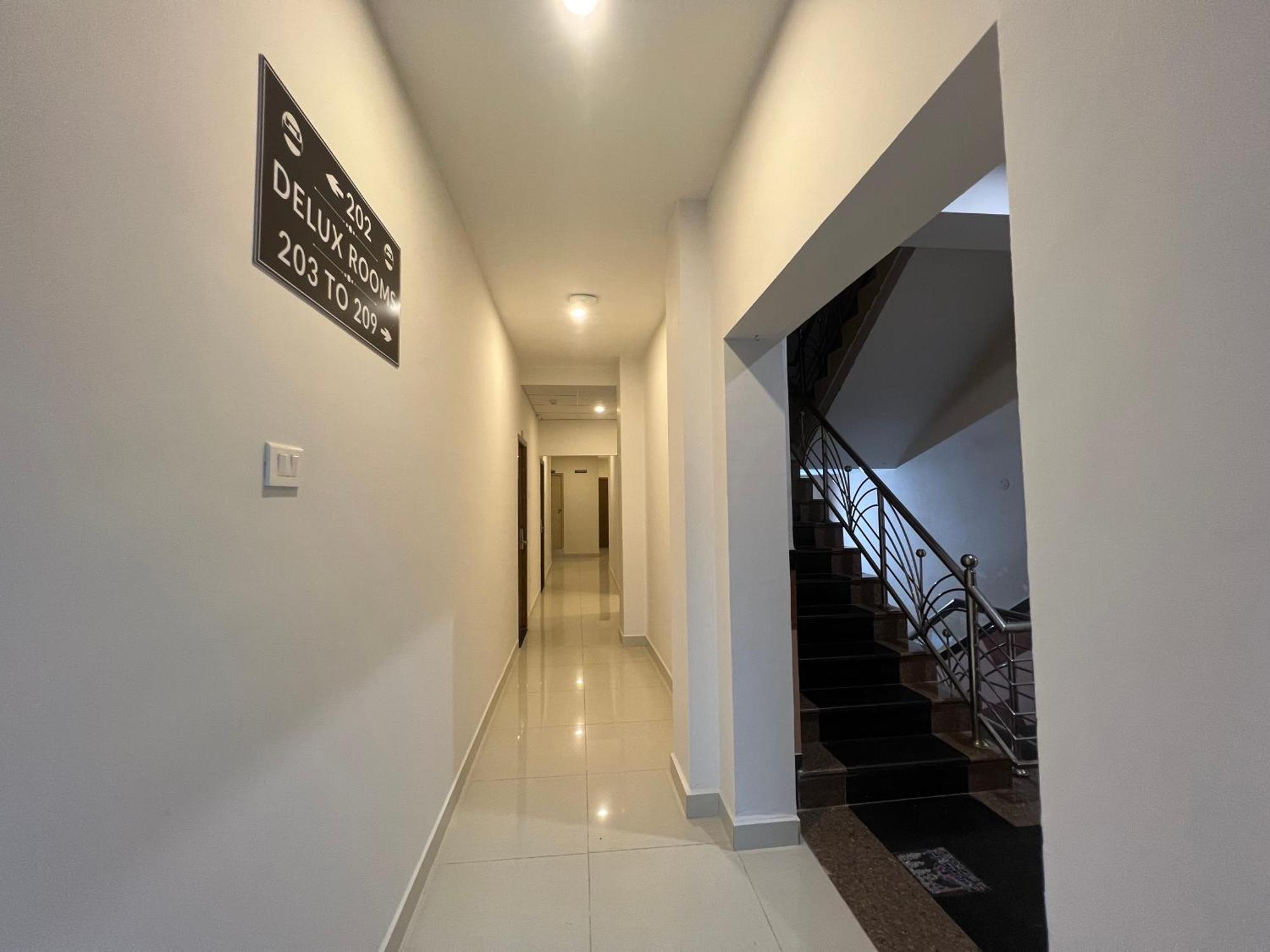 Le Hotel Host Tiruchirappalli Zewnętrze zdjęcie
