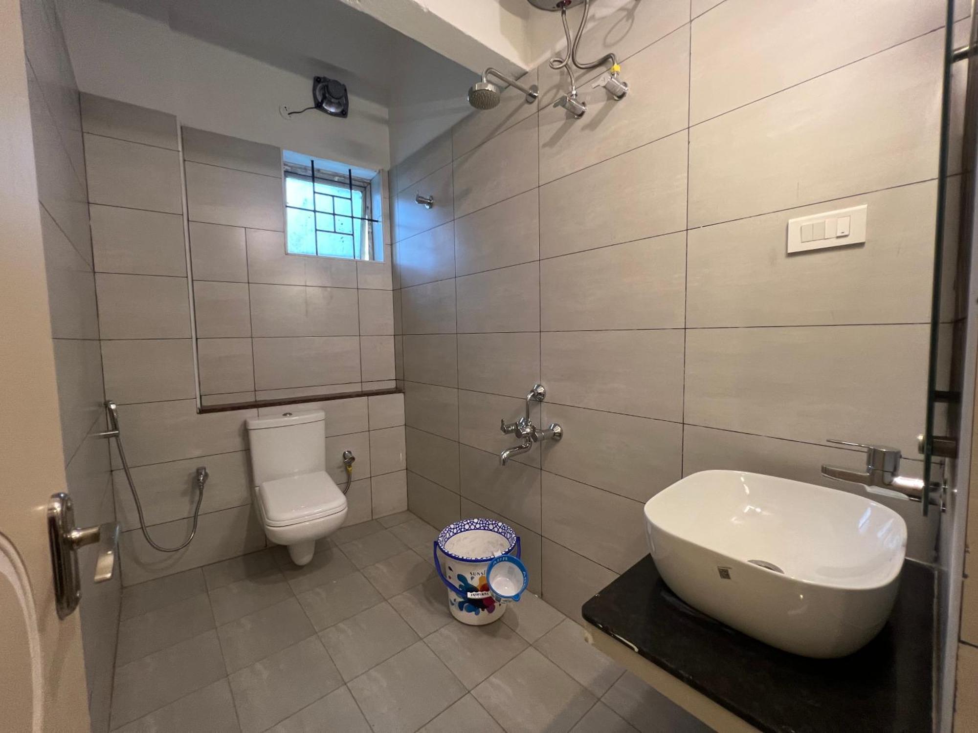 Le Hotel Host Tiruchirappalli Zewnętrze zdjęcie