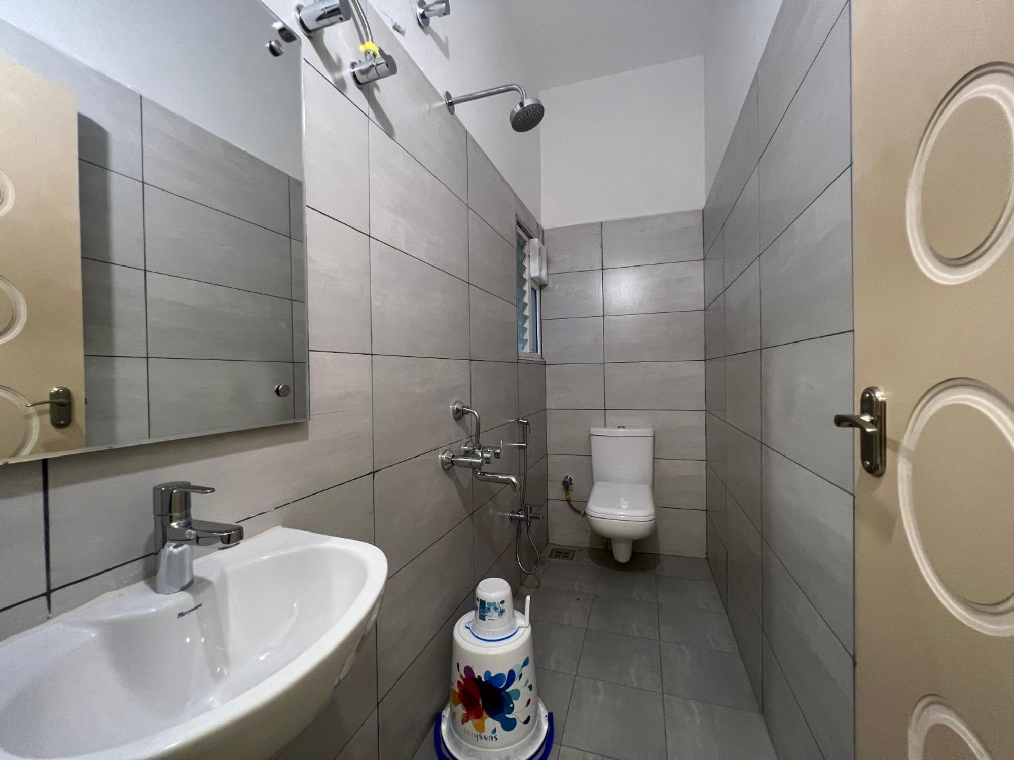 Le Hotel Host Tiruchirappalli Zewnętrze zdjęcie